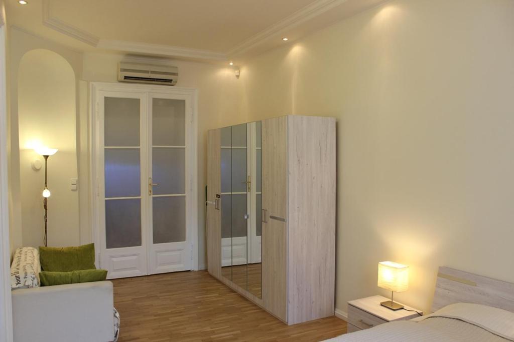 Leo Apartment Obchodna - Family Bratislava Eksteriør billede